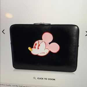 Disney Accessories - Disney x Skinnydip Mickey Graffiti 15” Laptop case Disney Accessories - Disney x Skinnydip Mickey Graffiti 15” Laptop case